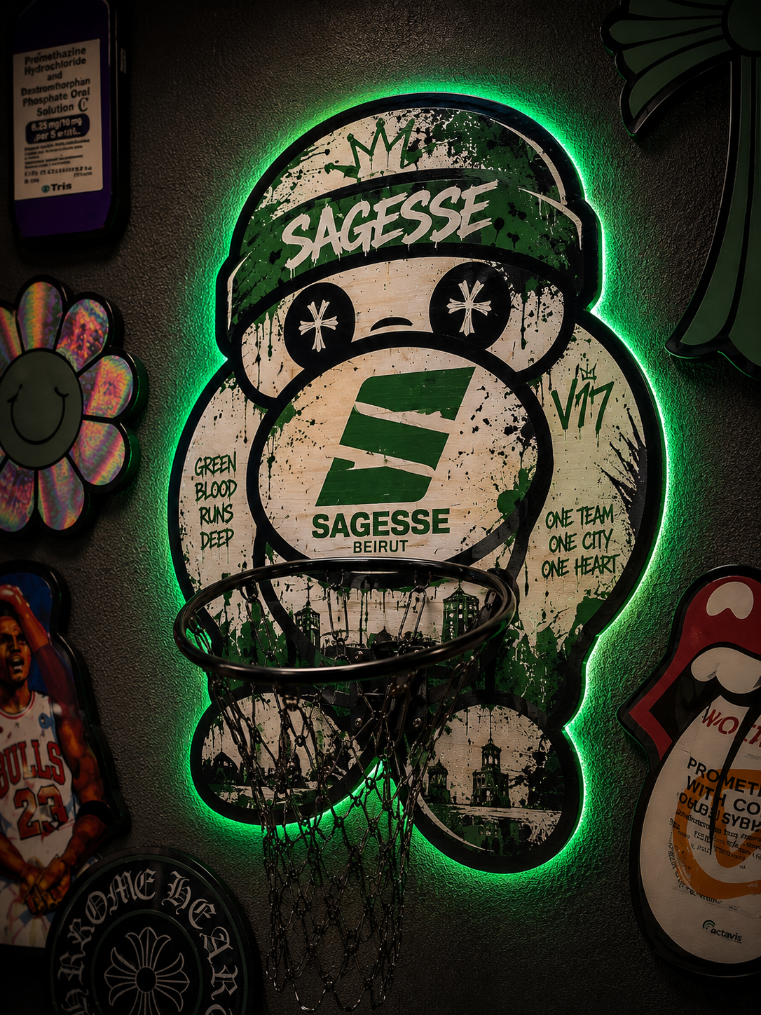 Sagesse Neon Court